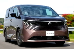 NISSAN ELGRAND 2