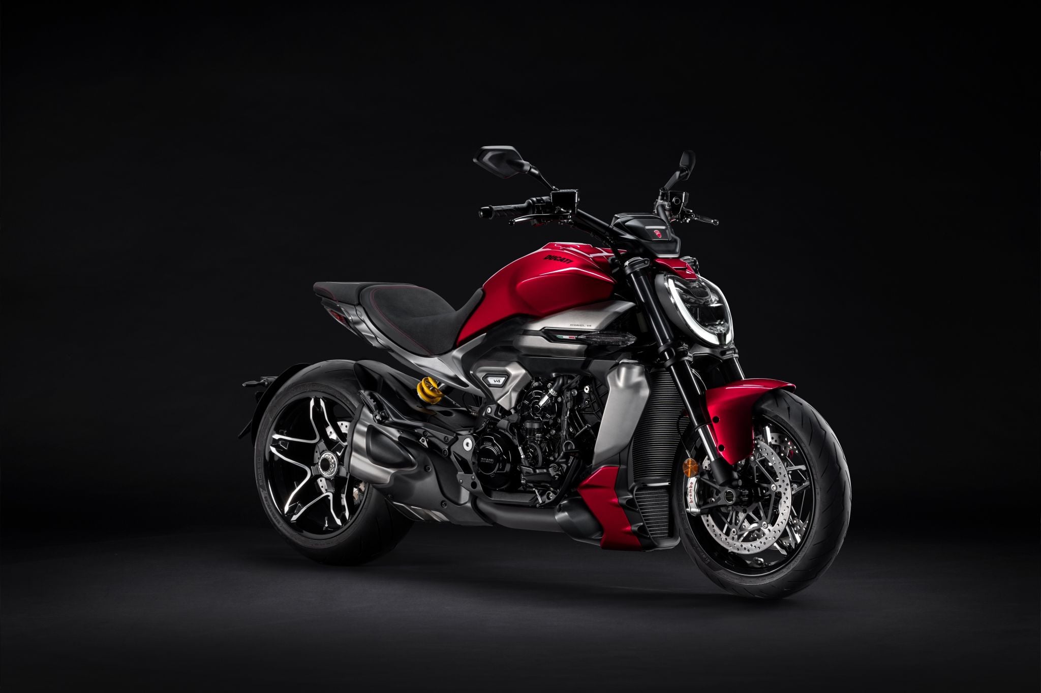 Ducati XDiavel V4 (1)