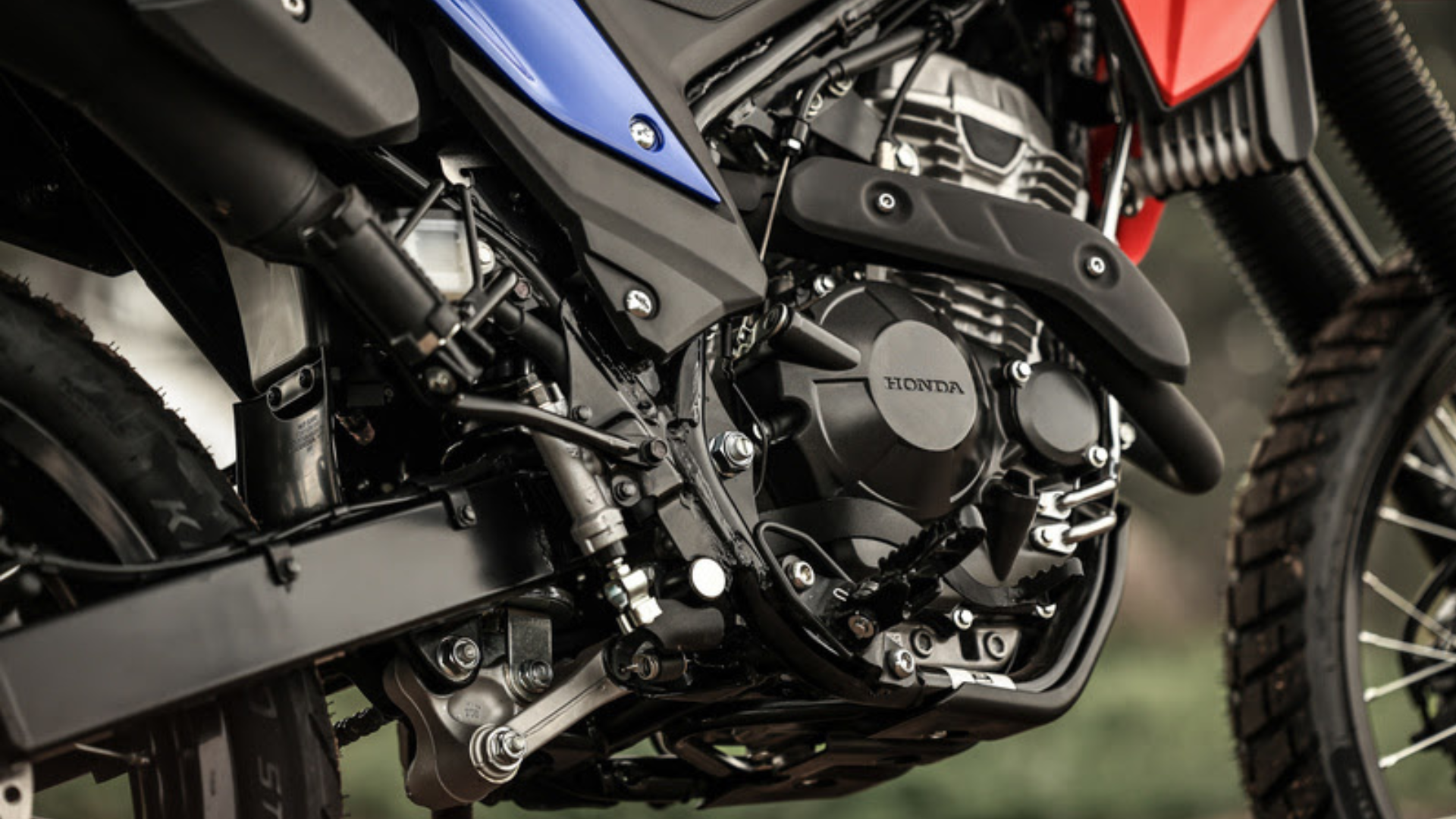 Honda XR300L Tornado 2027 (6)