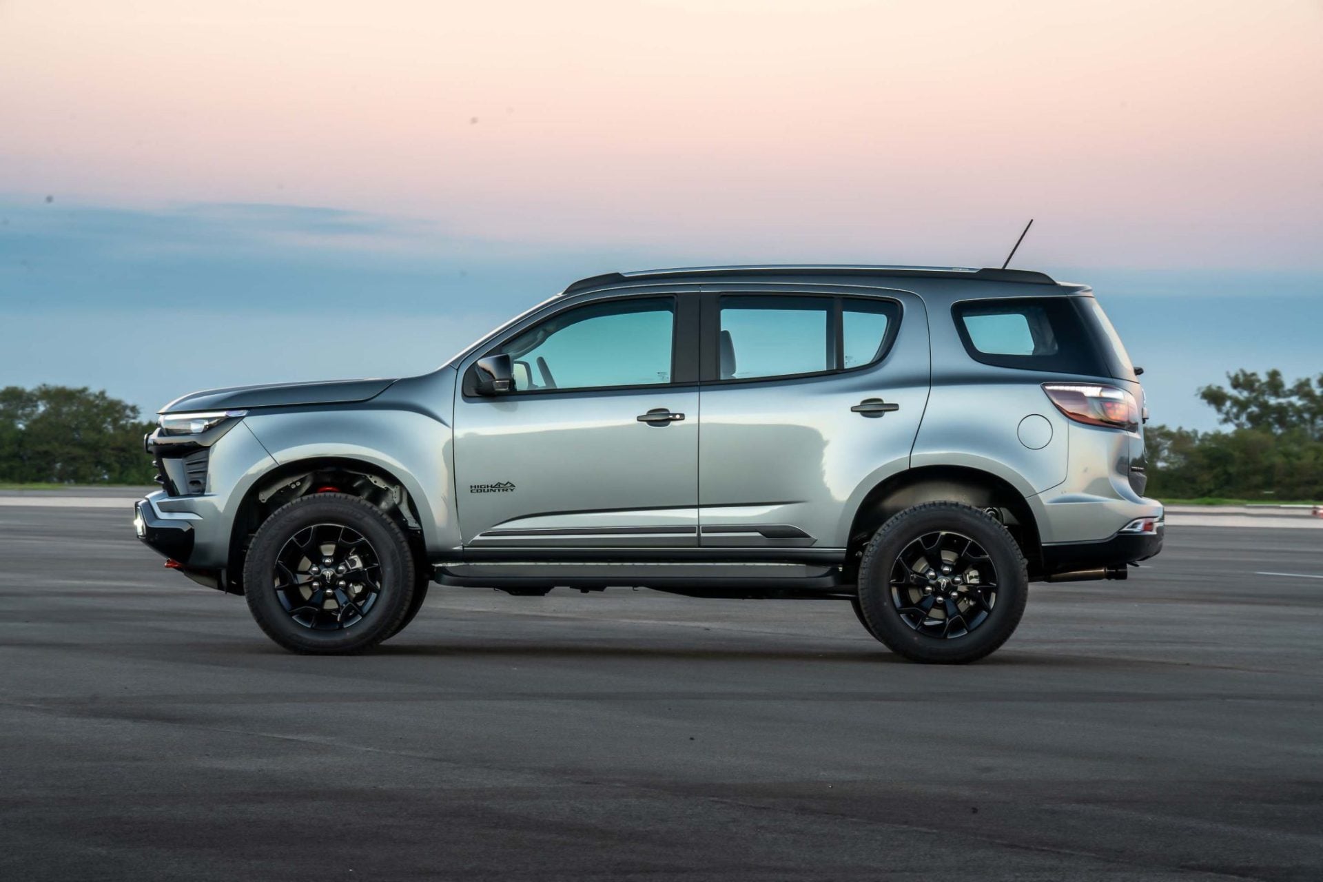Chevrolet Tailblazer High Country Midnight (16)