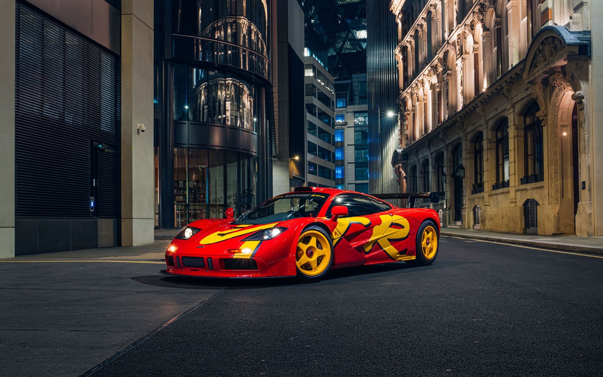 McLaren F1 GTR do baterista de Pink Floyd está a venda