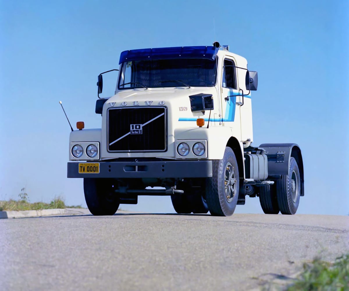 volvo n10 4x2 1979 branco frente