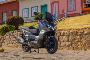 Dafra SYM ADXTG 300 (2)