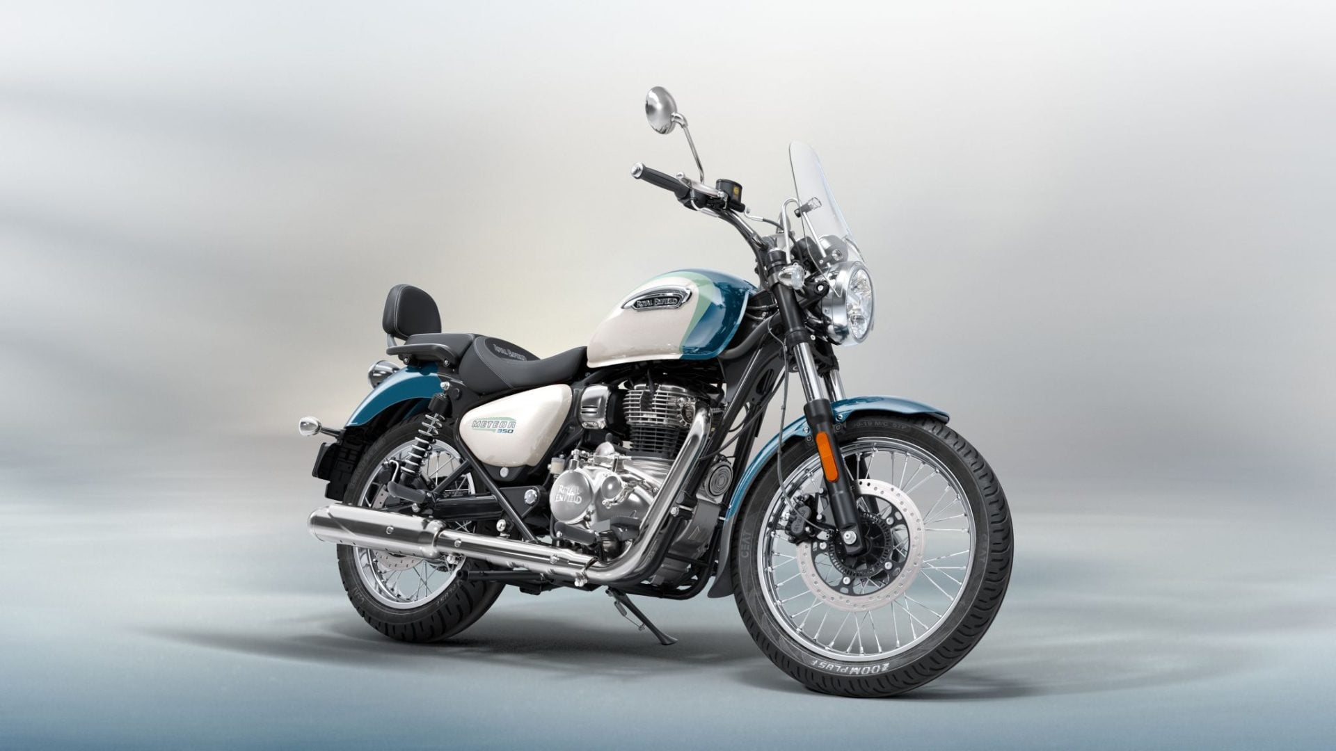 Meteor 350 Aurora Retro Green RHS F3Q