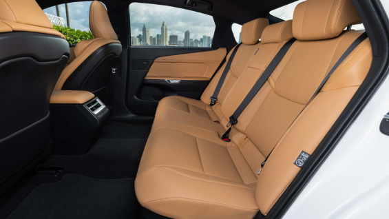 Lexus ES 350h (5)