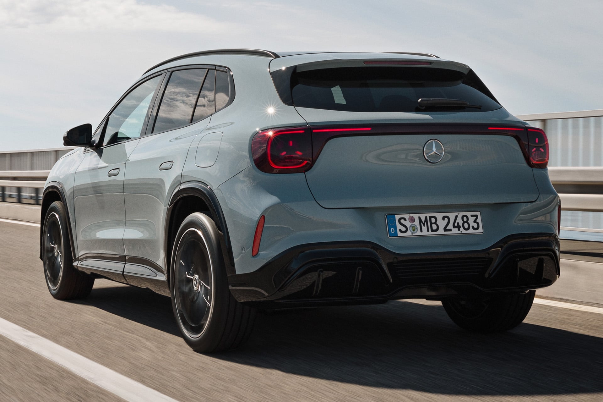 Mercedes matou a sigla EQ e colocou tecnologia de videogame no painel do novo GLA; entenda a virada