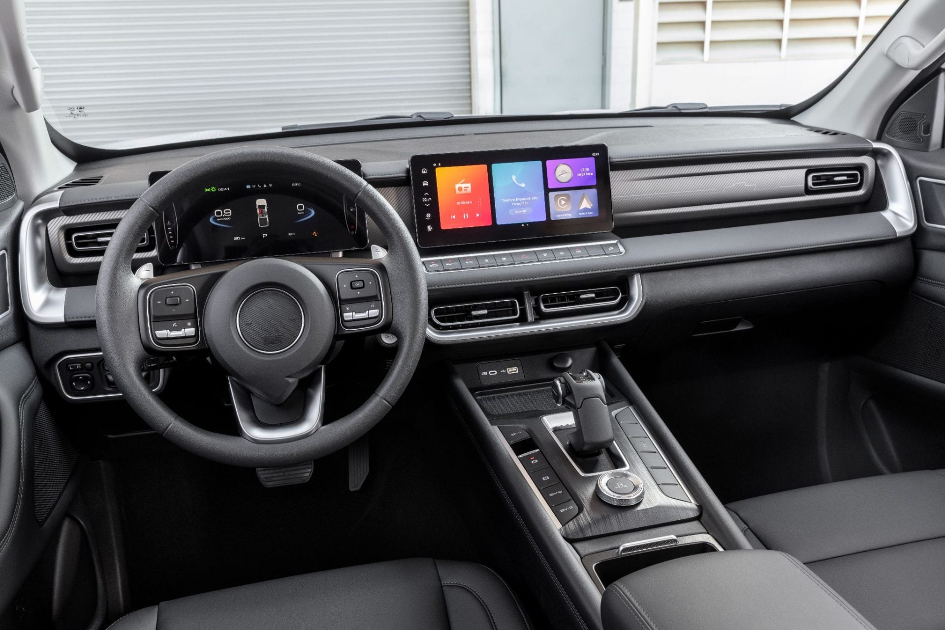 GWM Poer P30 Pro 2027 interior painel