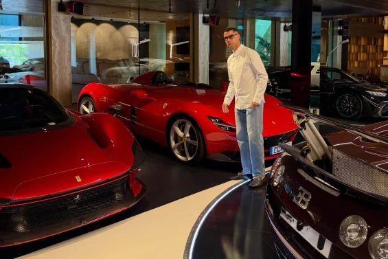 CARROS CR7 2