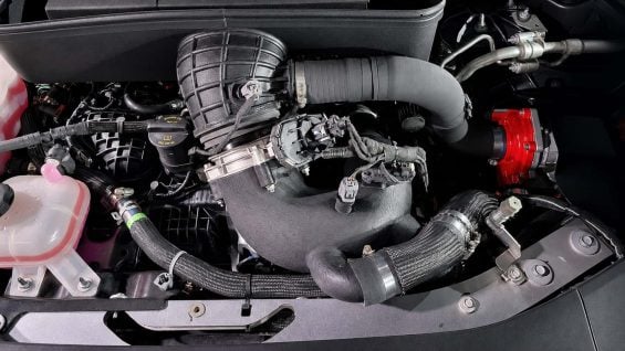 Prototipo do Jeep Grand Cherokee com compressor de ar SRT eBoost 3 Prototipo do Jeep Grand Cherokee com compressor de ar SRT eBoost 3