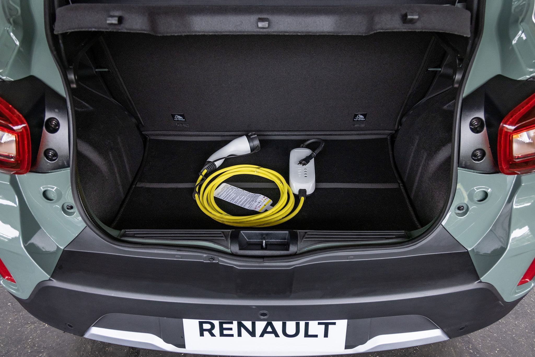 RENAULT KWID E TECH 2022 VERDE PORTA MALAS