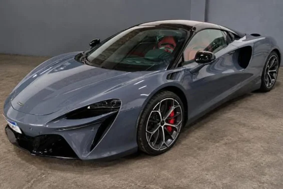 McLaren Artura Spider Hytalo Santos