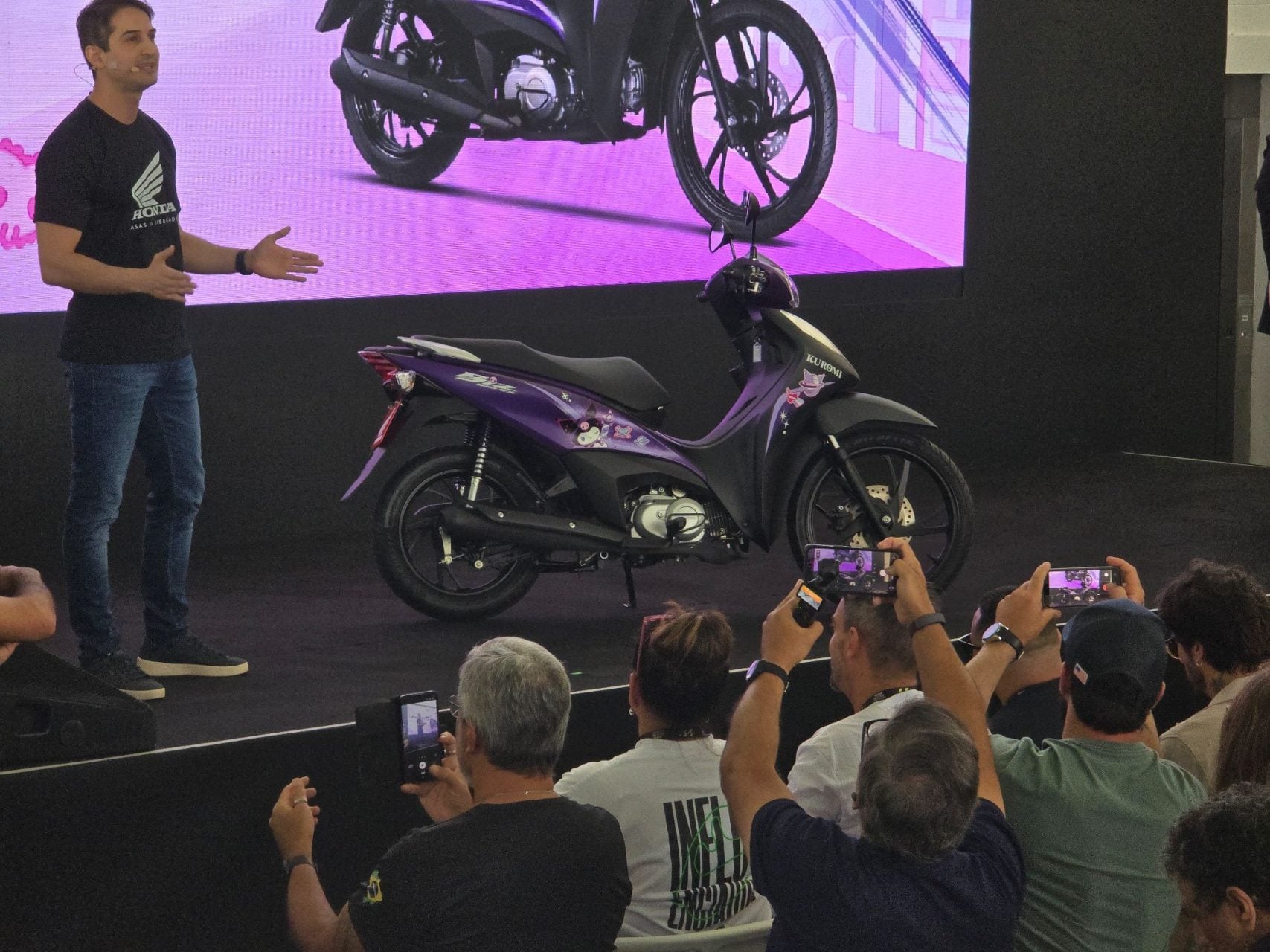 Honda Biz 125 EX Kuromi