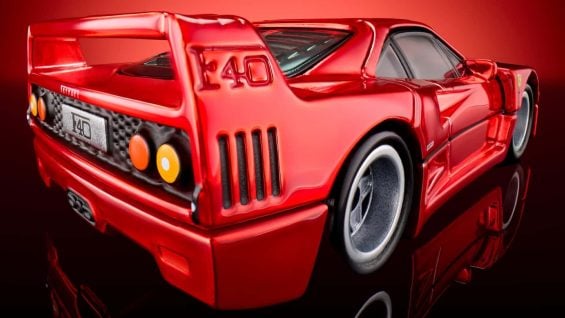 FERRARI F40 HOT WHEELS 1