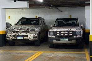 GWM Tank 400 e Haval H7 camuflados frente