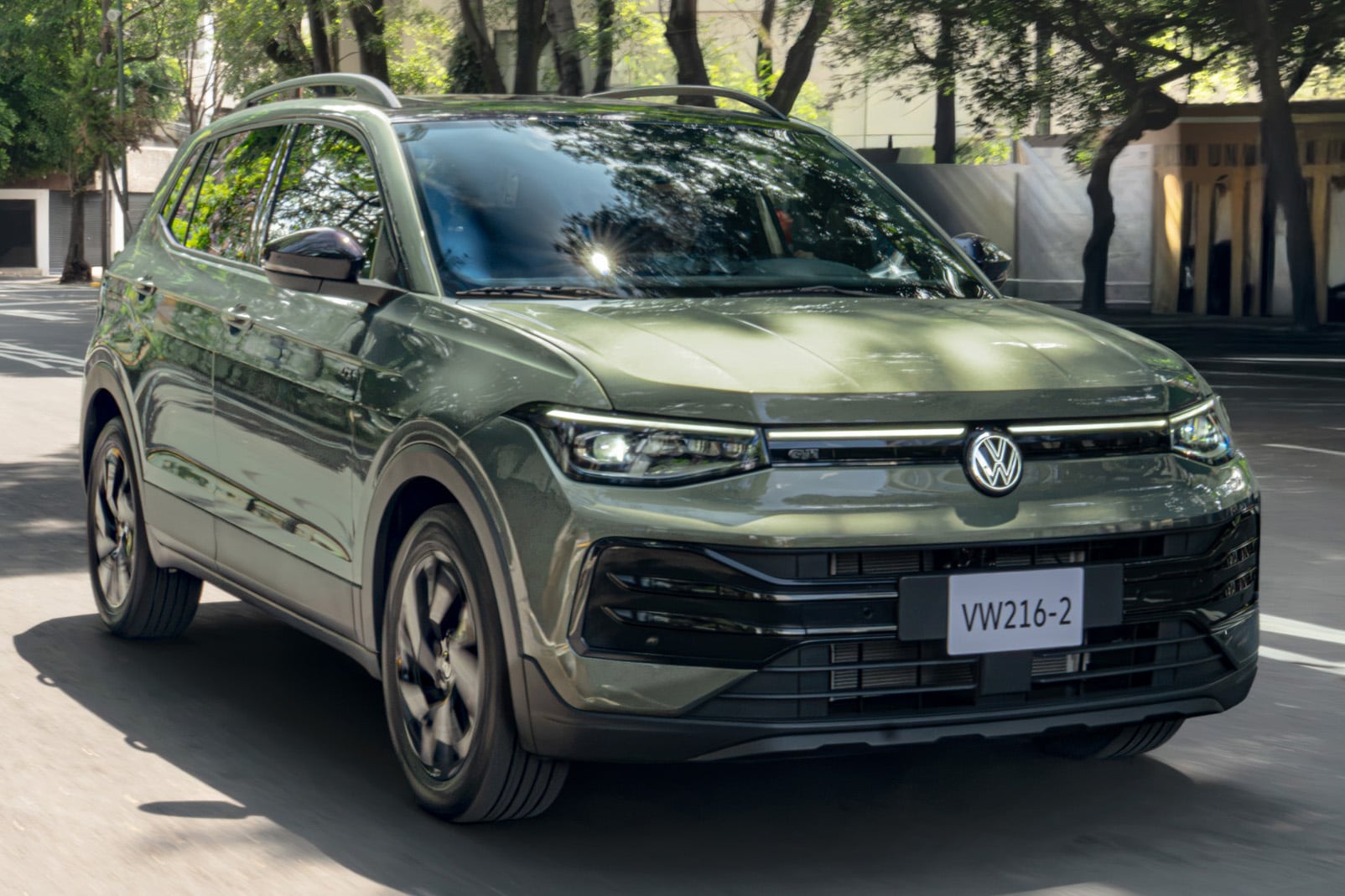 Volkswagen T-Cross ganha dianteira do Tiguan e câmbio de oito marchas