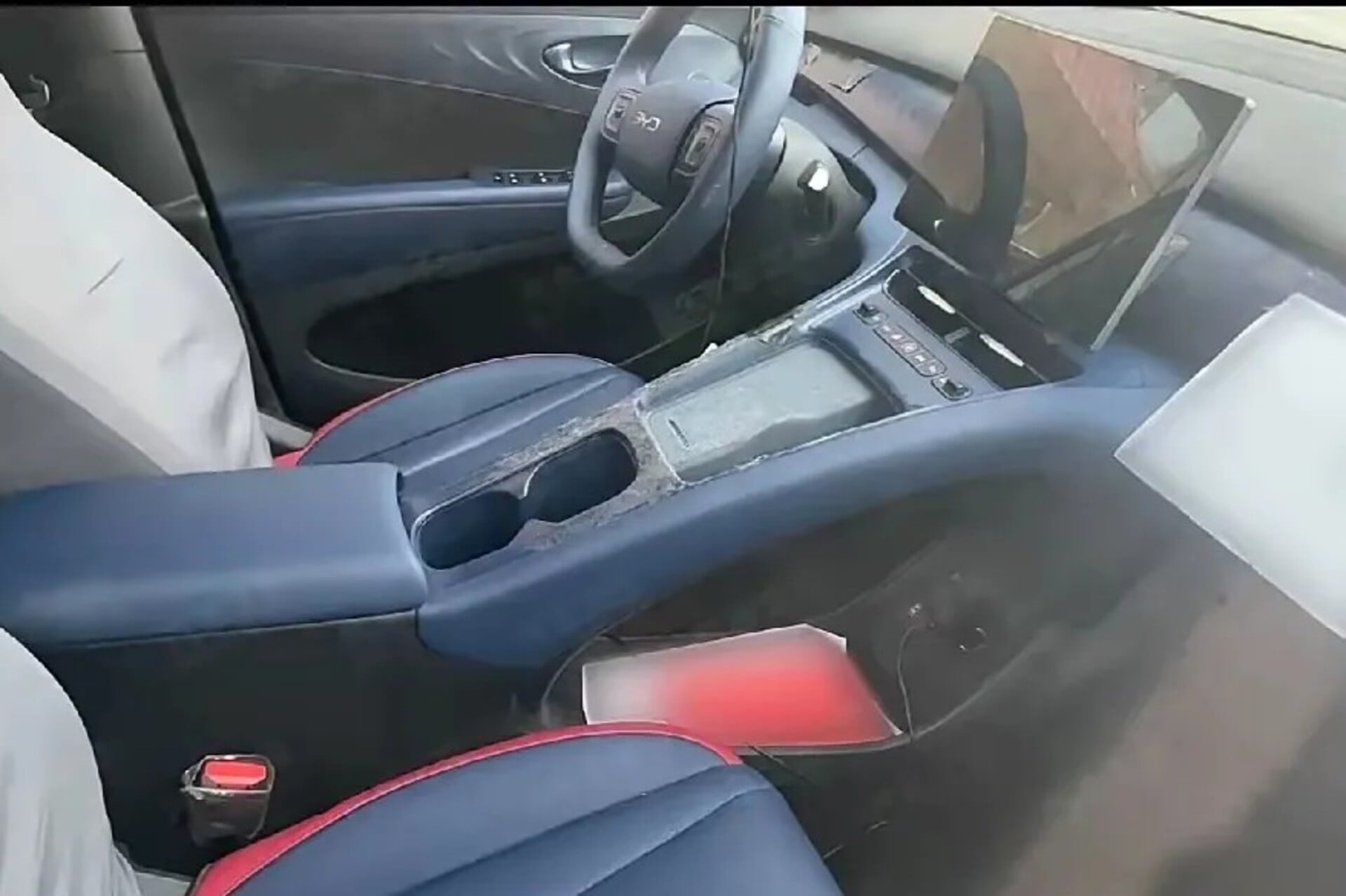 Novo BYD Dolphin Mini tera velocímetro na multimídia — e isso pode desagradar bastante