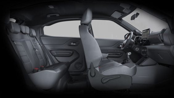 Citroën Basalt Dark Edition MT