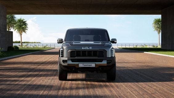 Kia Tasman GL dianteira parada