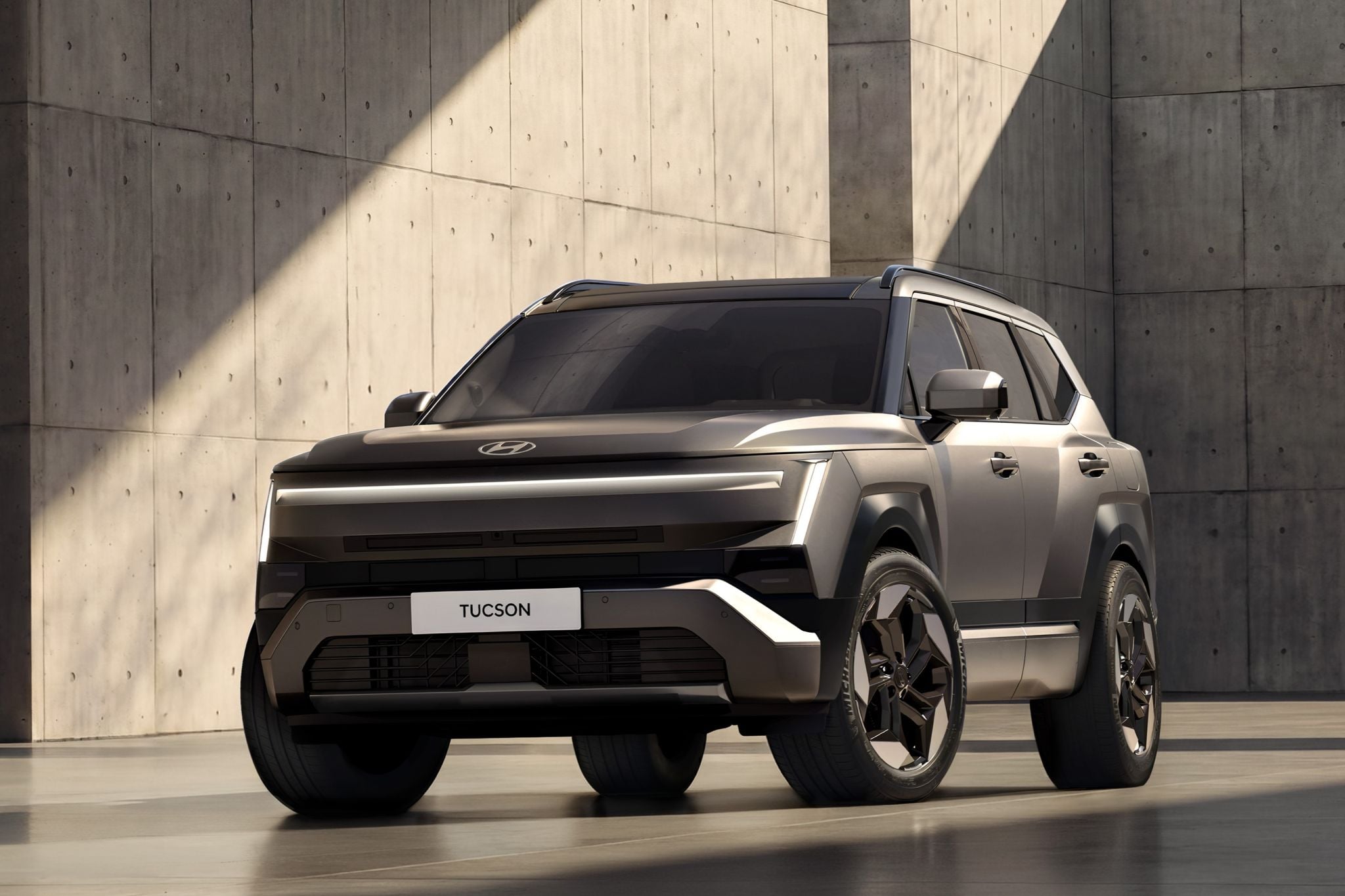 Hyundai revela o novo Tucson 2027 com design radical e dimensões maiores