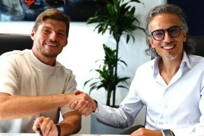 MAX VERSTAPPEN RED BULL CONTRATO 1