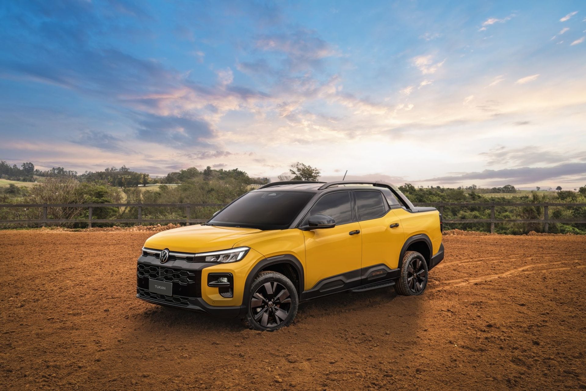 Volkswagen VW Tukan Extreme Dianteira