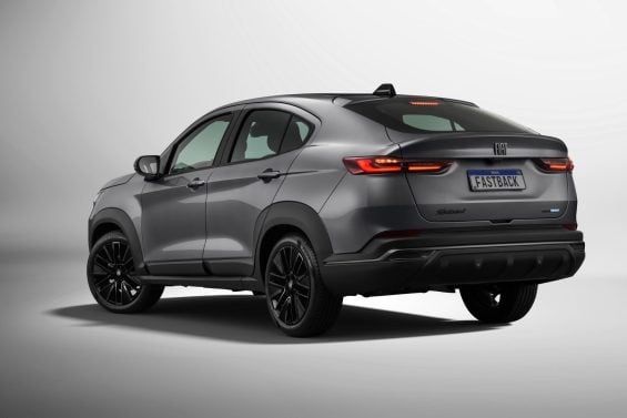 fiat fastback blackmotion 0008