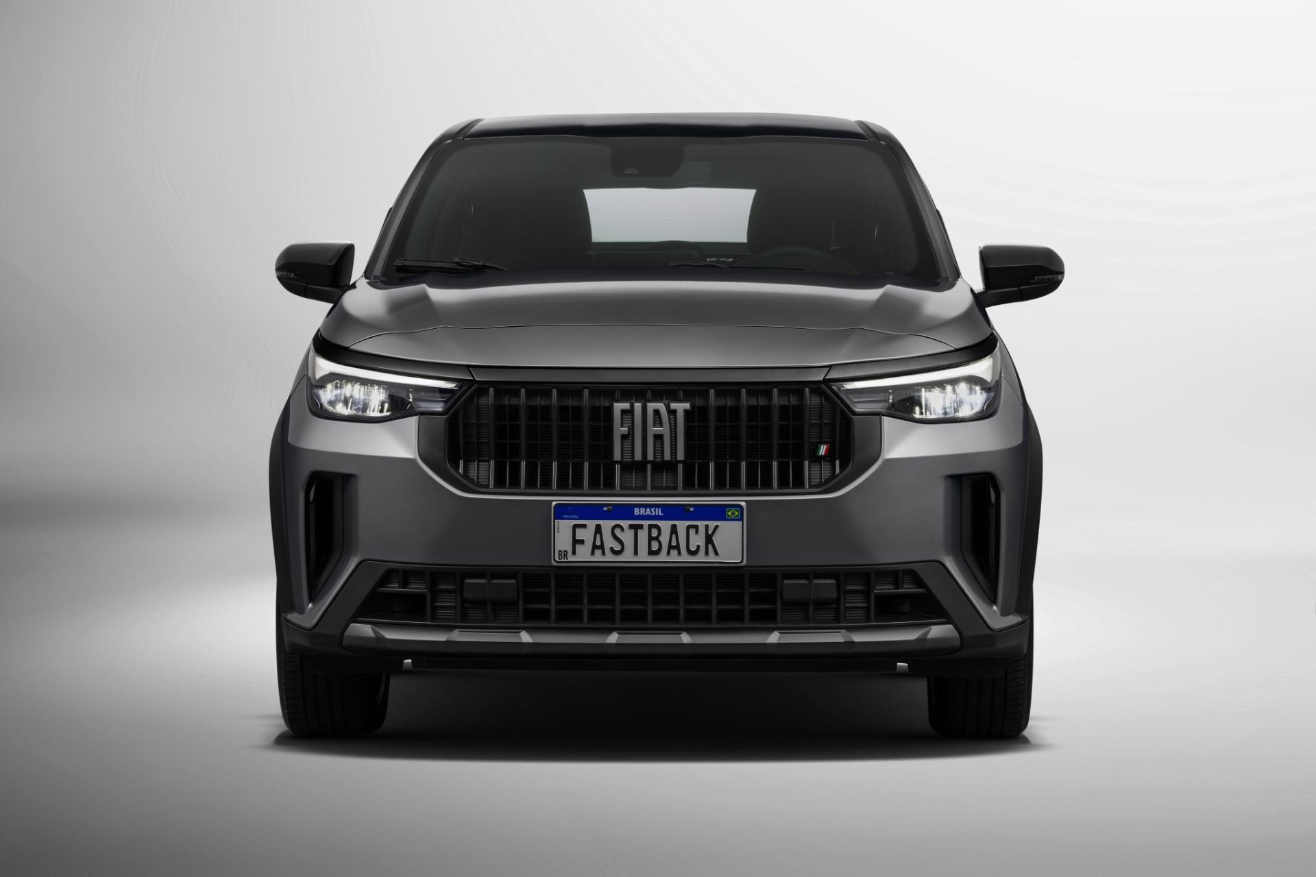 fiat fastback blackmotion 0001