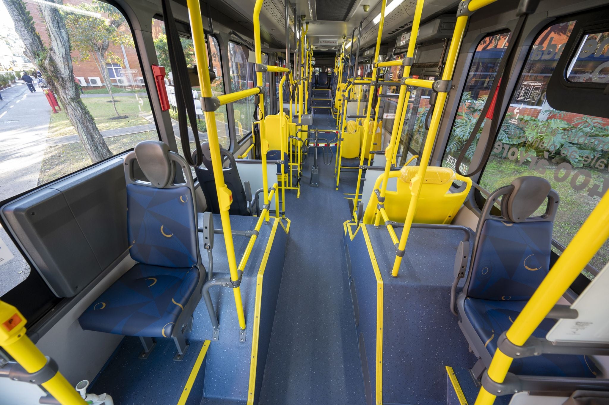 Interior Scania K 280 Biometano