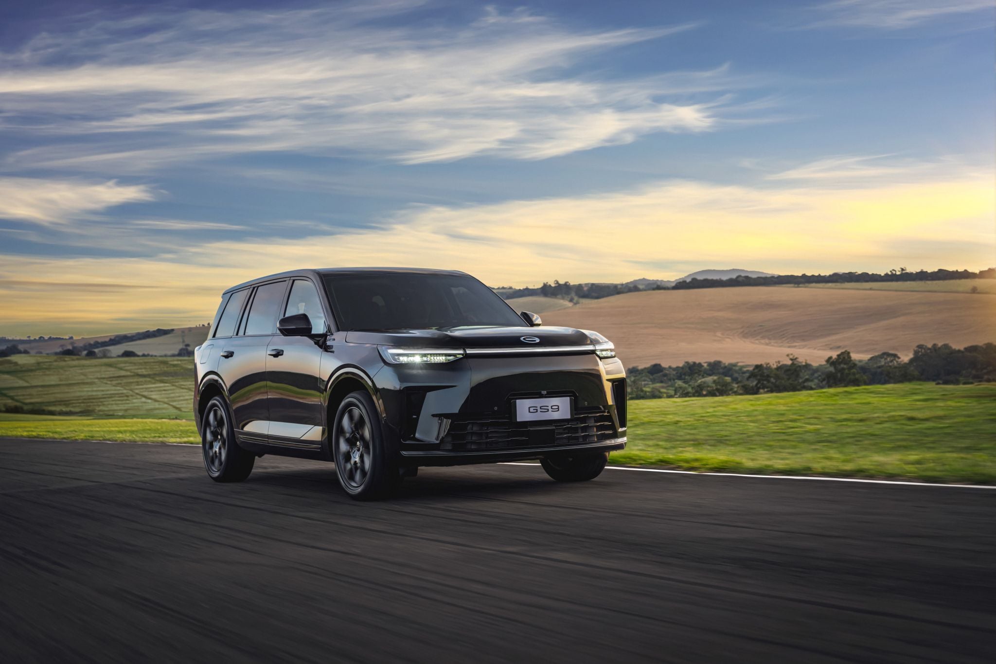 GAC GS9 Ultra é grande e pesado, porém bastante ágil