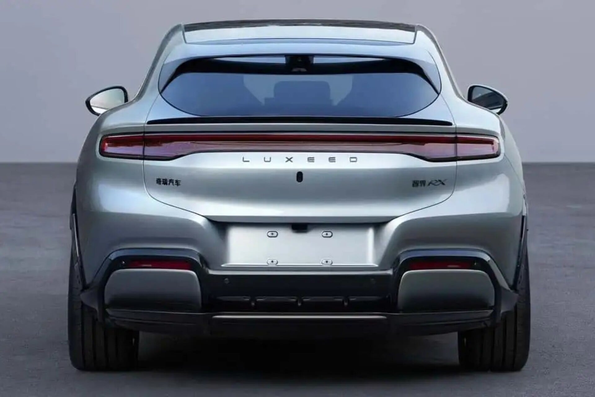 Chery e Huawei lançam SUV que tem dedo da Ferrari no projeto