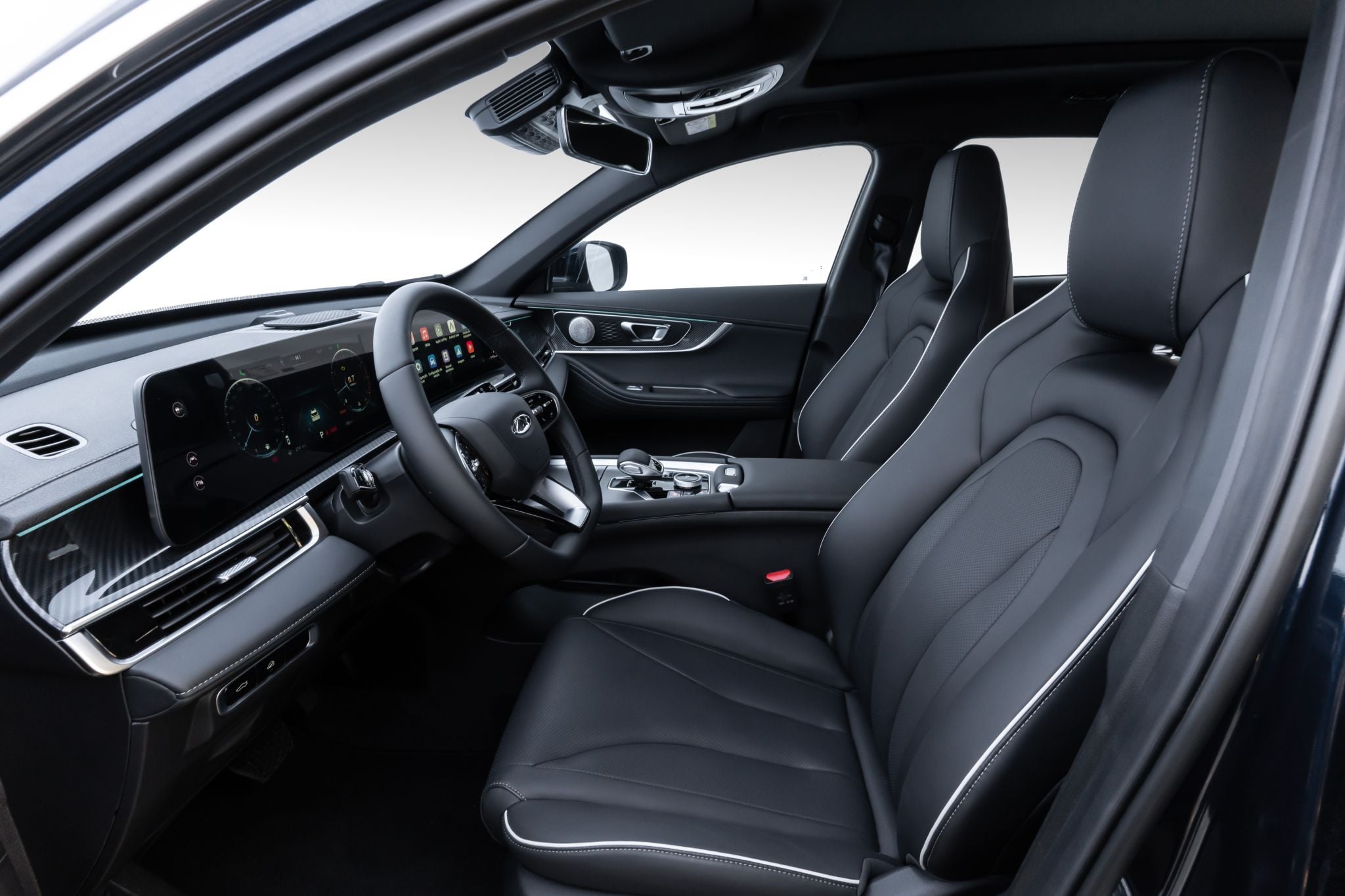 CAOA CHERY TIGGO 7 PRO FRENTE LATERAL TRASEIRA INTERIOR DETALHES (3)