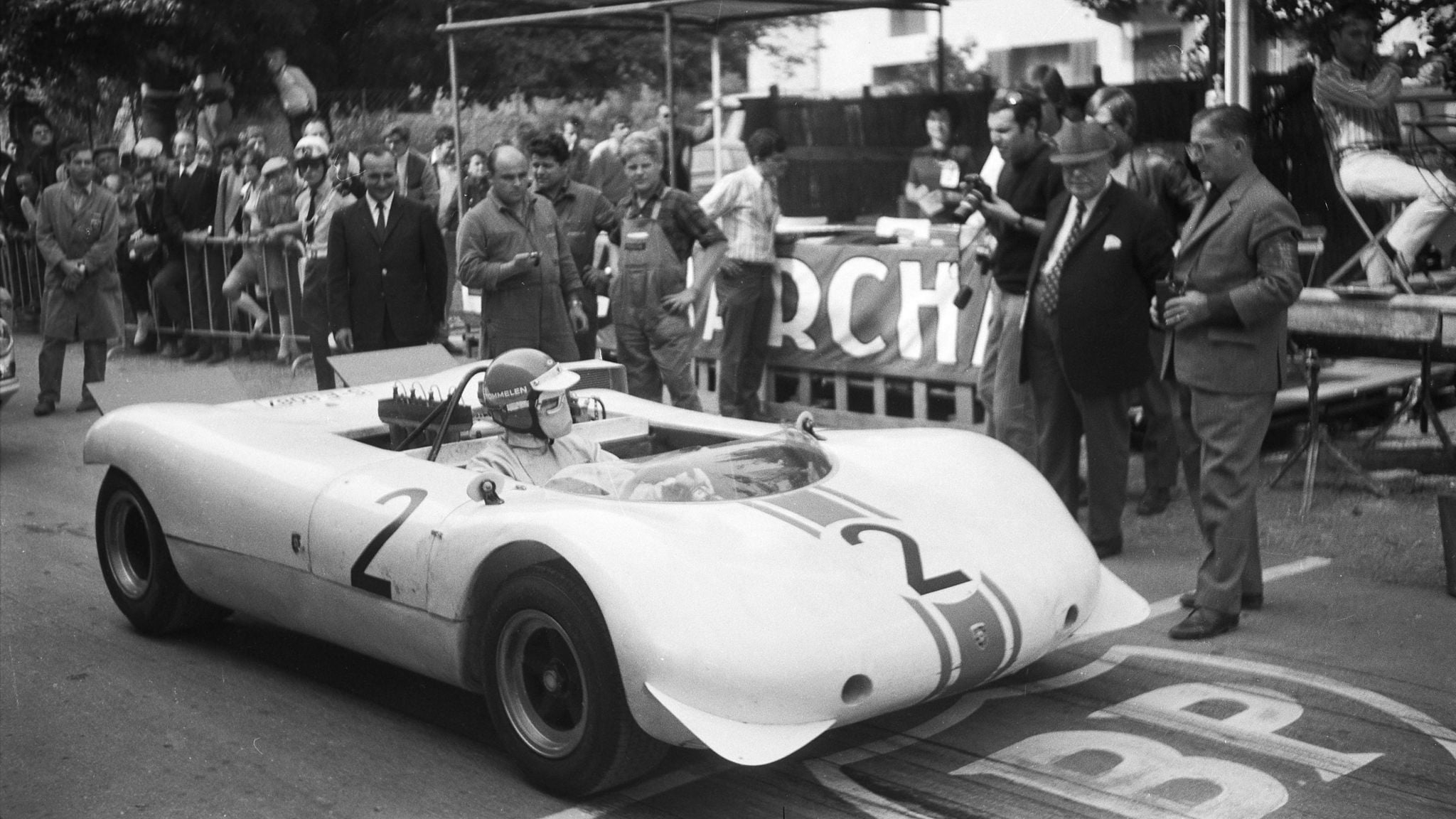fuel tank porsche 909 4