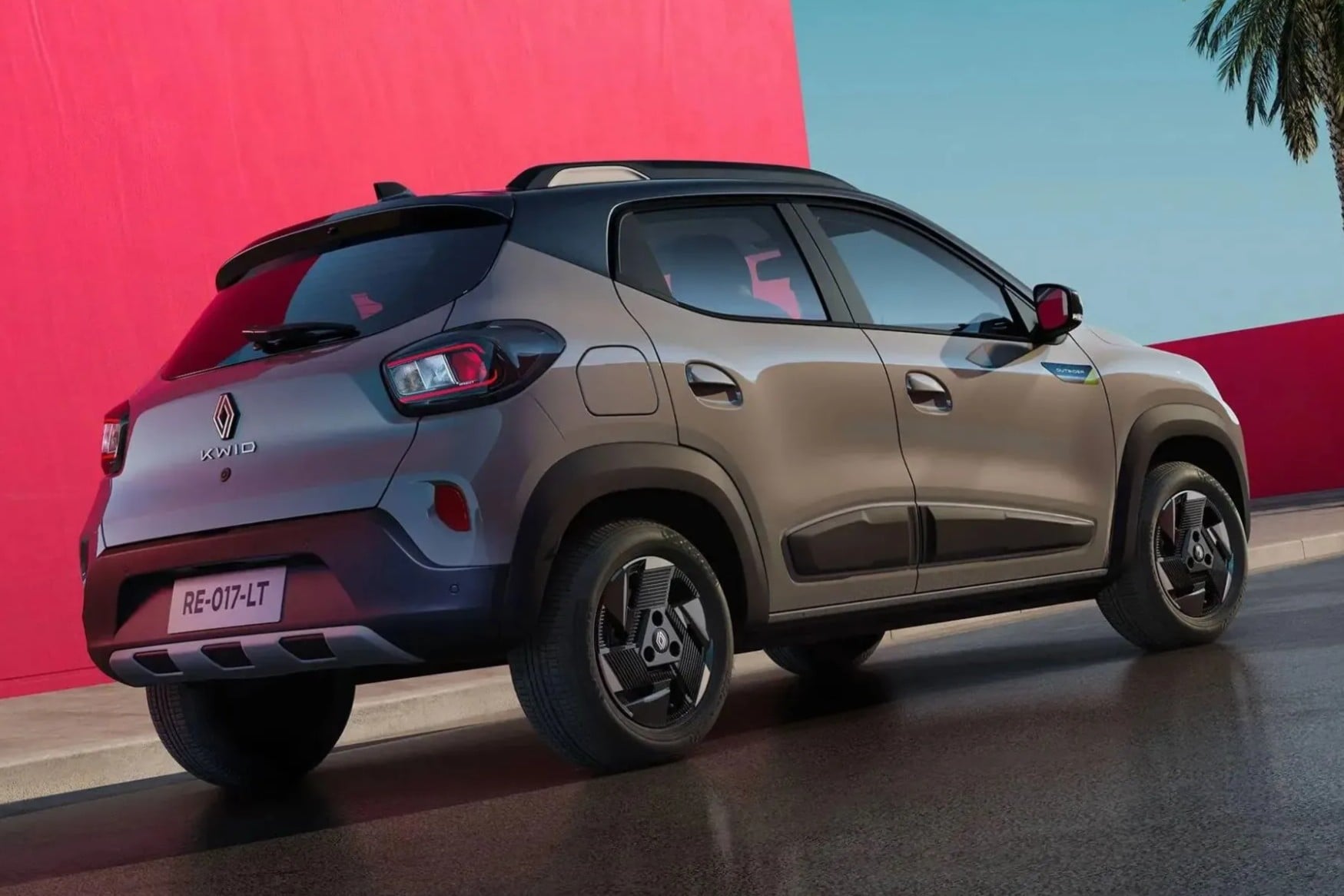 Kwid Outsider 2027 3