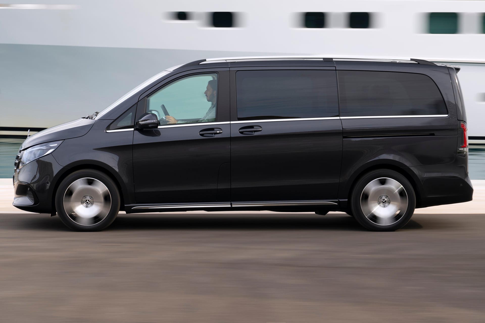 Die neue Mercedes Benz V Klasse The new Mercedes Benz V Class