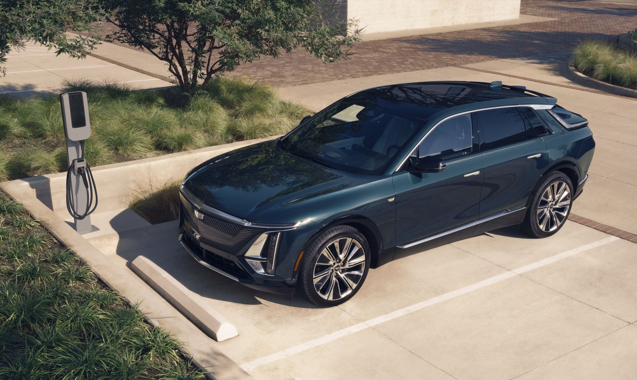 CADILLAC LYRIQ LUXURY