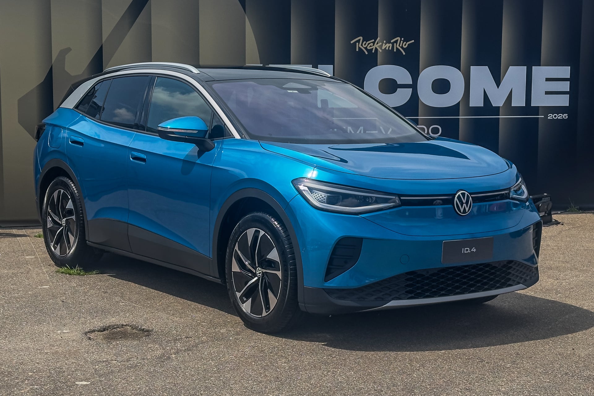 Volkswagen ID.4 chega por R$ 299.990 e é a primeira ameaça real aos carros chineses