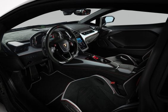 Lamborghini Revuelto SV (LB744) '2026 2