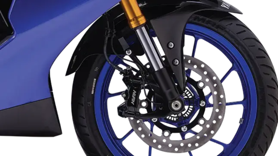 Yamaha R2 (2)