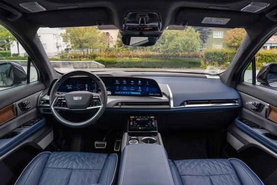 Cadillac Vistiq: German Luxury Car Of The Year
