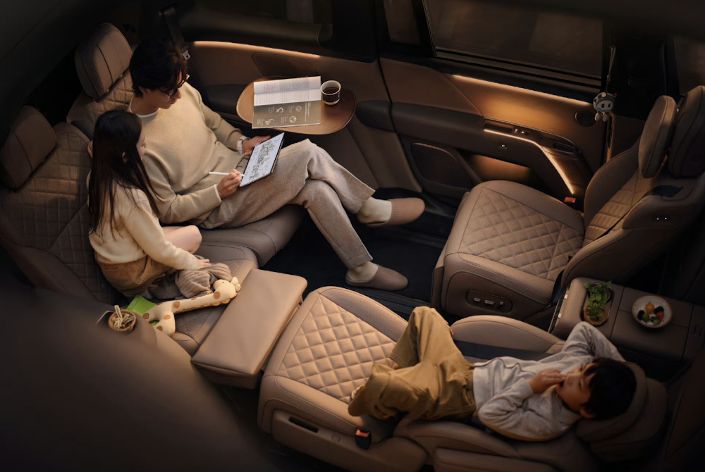 Li Auto i9 interior
