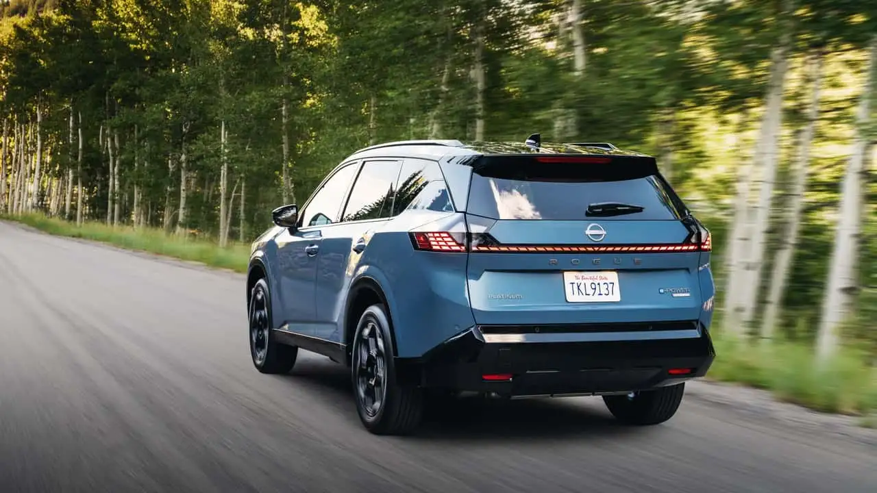 nissan rogue 2027 4