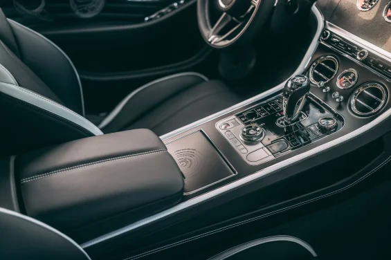 Bentley Continental Coleção Nicolau Copérnico detalhes 2