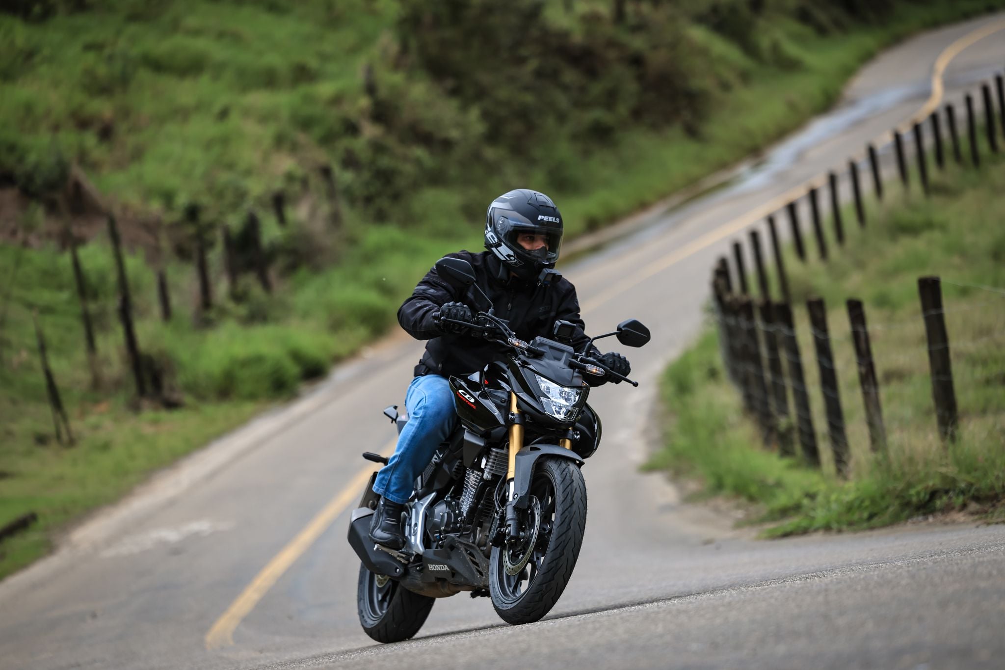 Honda CB300F Twister 2027 Lucas (2)