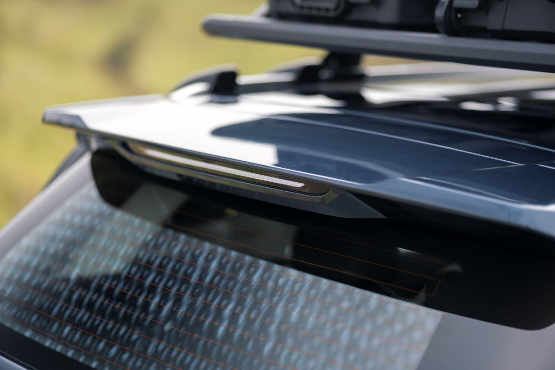Jaecoo 5 Prestige 2027 azul spoiler