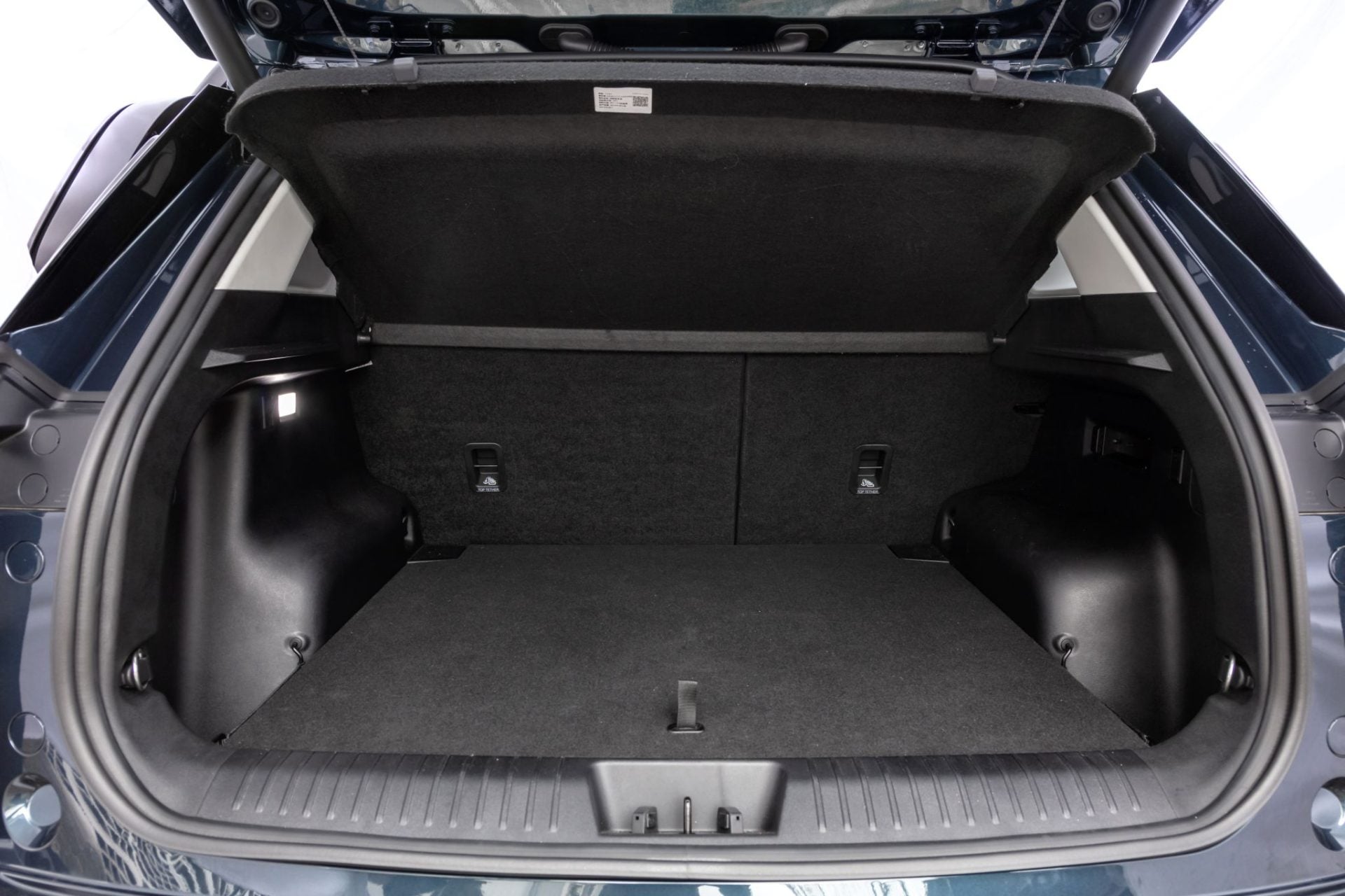 Jaecoo 5 Prestige 2027 interior porta malas