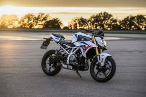 BMW F 450 R (1)