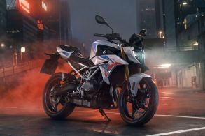 BMW F 450 R (2)