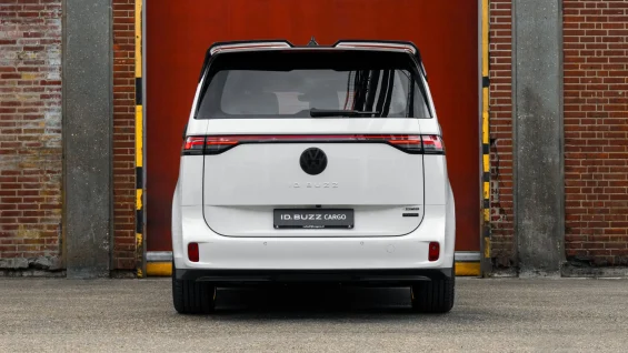 VW ID Buzz Cargo Signature Edition 1 2048x1365 4