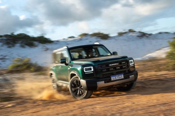 GWM Haval H7 verde frente na terra