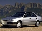 toyota corolla sedan prata oitava geração modelo europeu frente